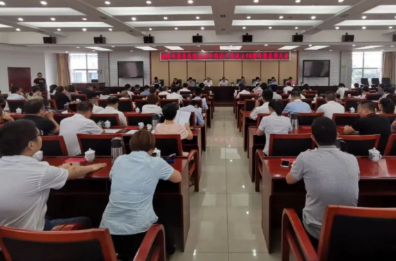 全市國資系統(tǒng)召開七一表彰大會，湘潭擔(dān)保2名個人榜上有名
